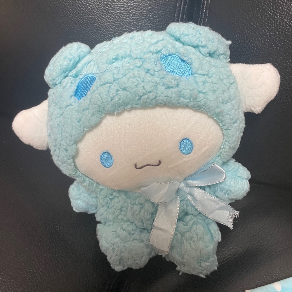 Cinnamon roll Sanrio